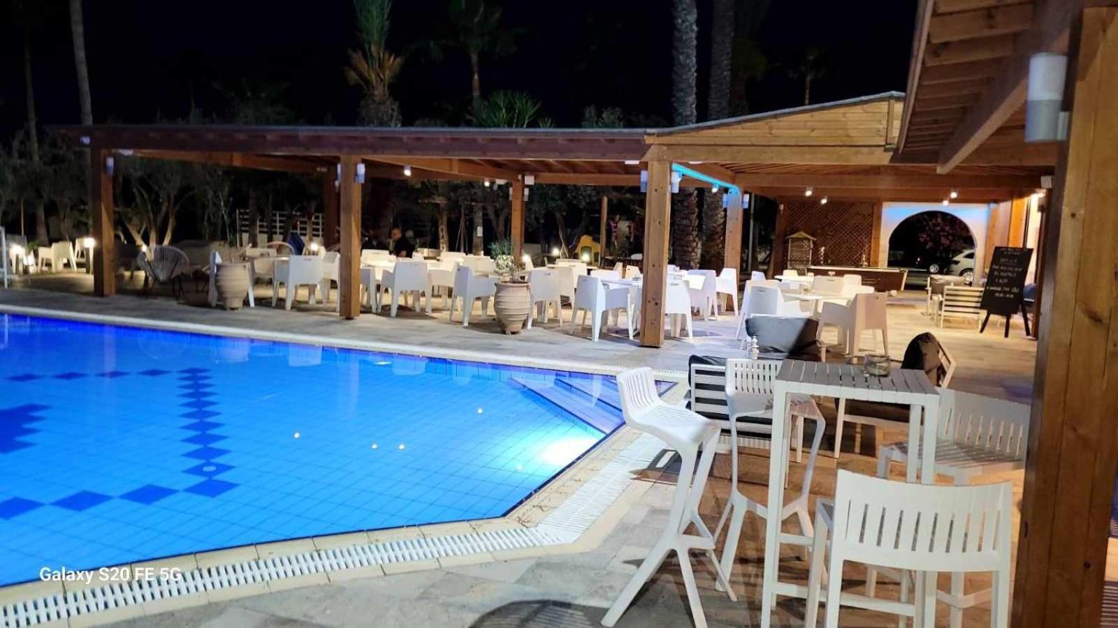 Simos Magic Beach Hotel Apts Ayia Napa Ngoại thất bức ảnh