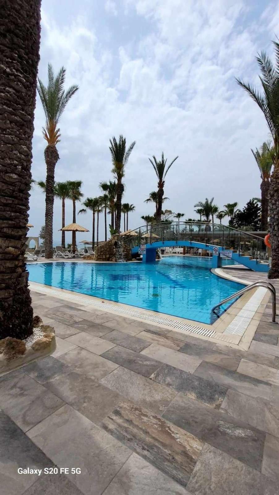 Simos Magic Beach Hotel Apts Ayia Napa Ngoại thất bức ảnh