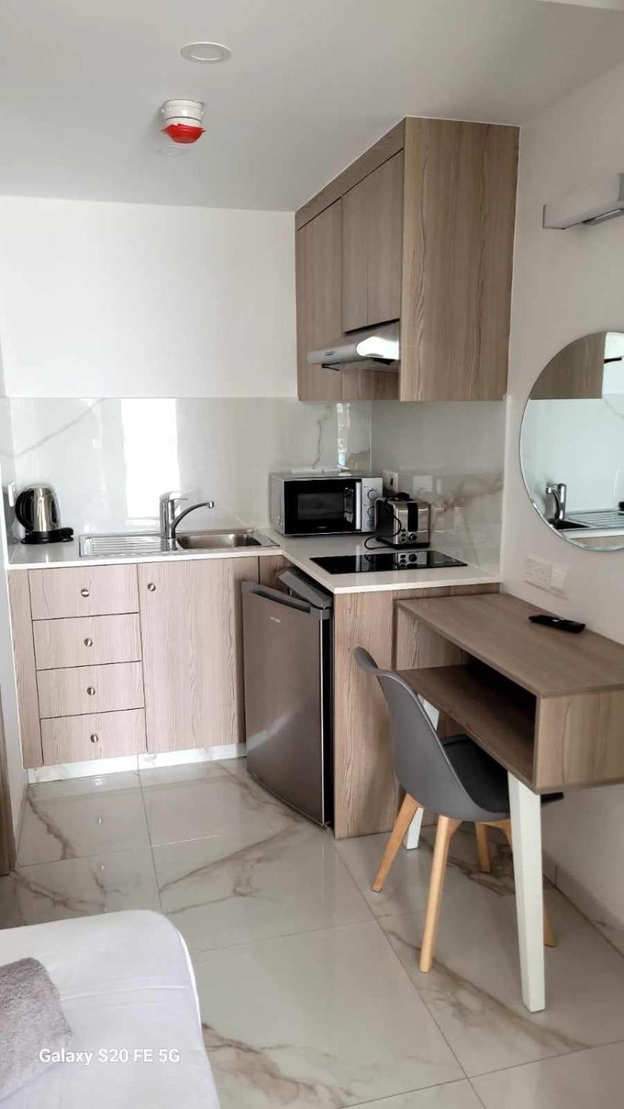 Simos Magic Beach Hotel Apts Ayia Napa Ngoại thất bức ảnh