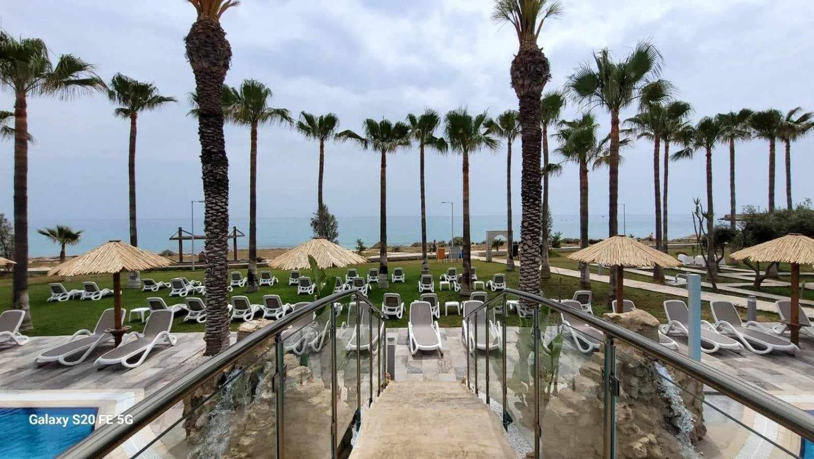 Simos Magic Beach Hotel Apts Ayia Napa Ngoại thất bức ảnh