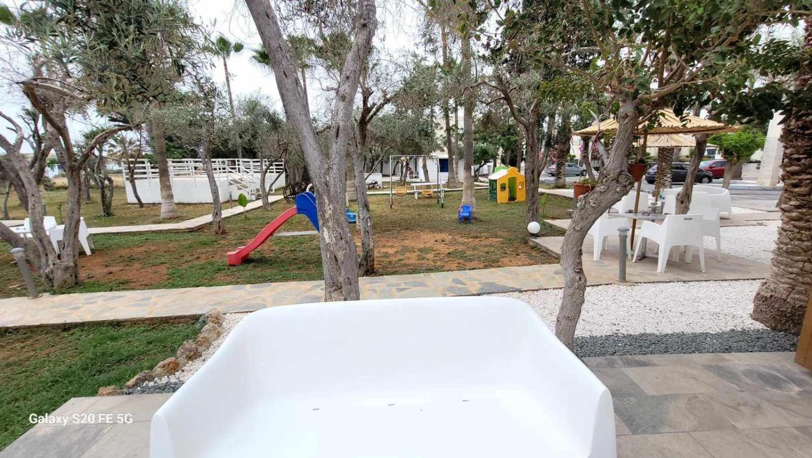 Simos Magic Beach Hotel Apts Ayia Napa Ngoại thất bức ảnh