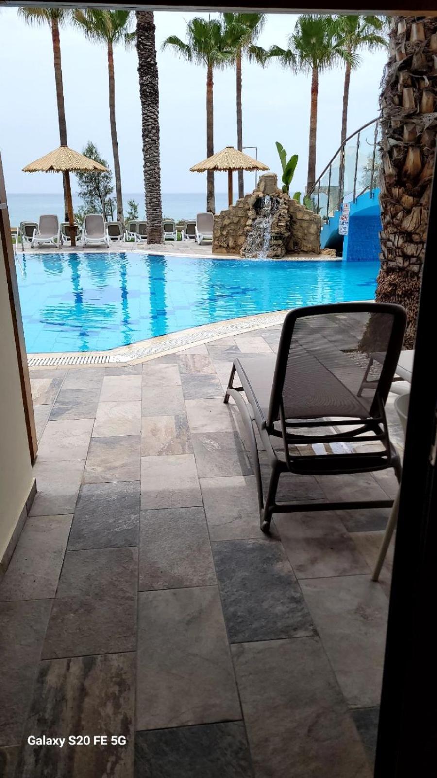 Simos Magic Beach Hotel Apts Ayia Napa Ngoại thất bức ảnh